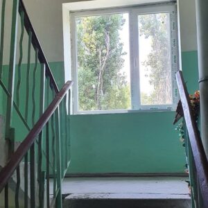 Остекление парадной. Окна стеко с мультифункциональным пакетом 3